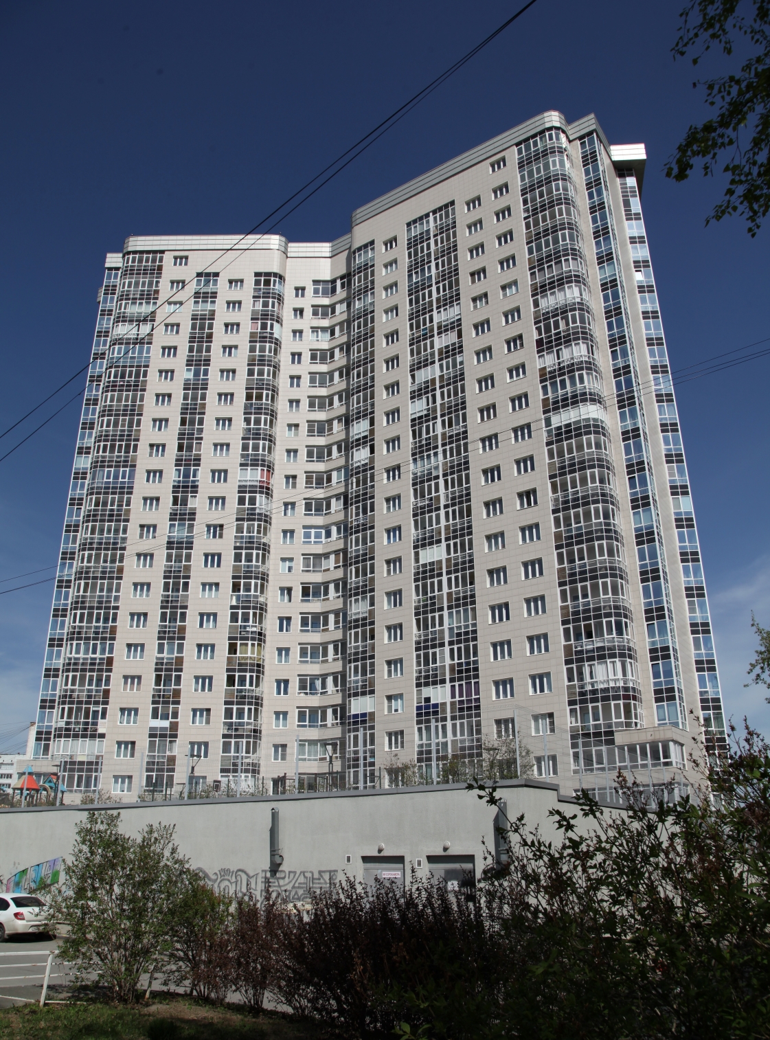 Многоэтажный жилой дом «Родина» по ул. Папанина, 18 в г. Екатеринбурге.